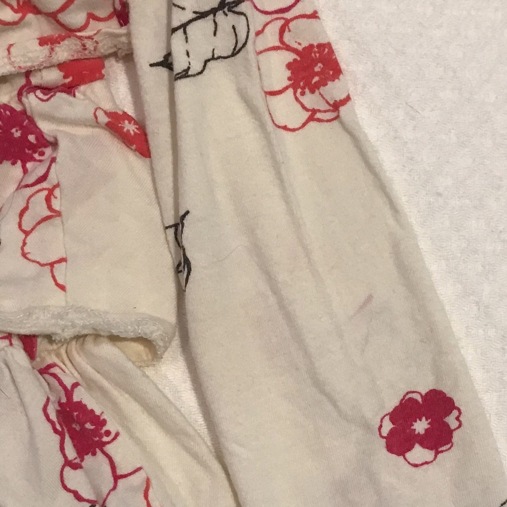 🎀 Carter’s 3T Ruffled Long Sleeve 🎀 - Picture 3 of 5